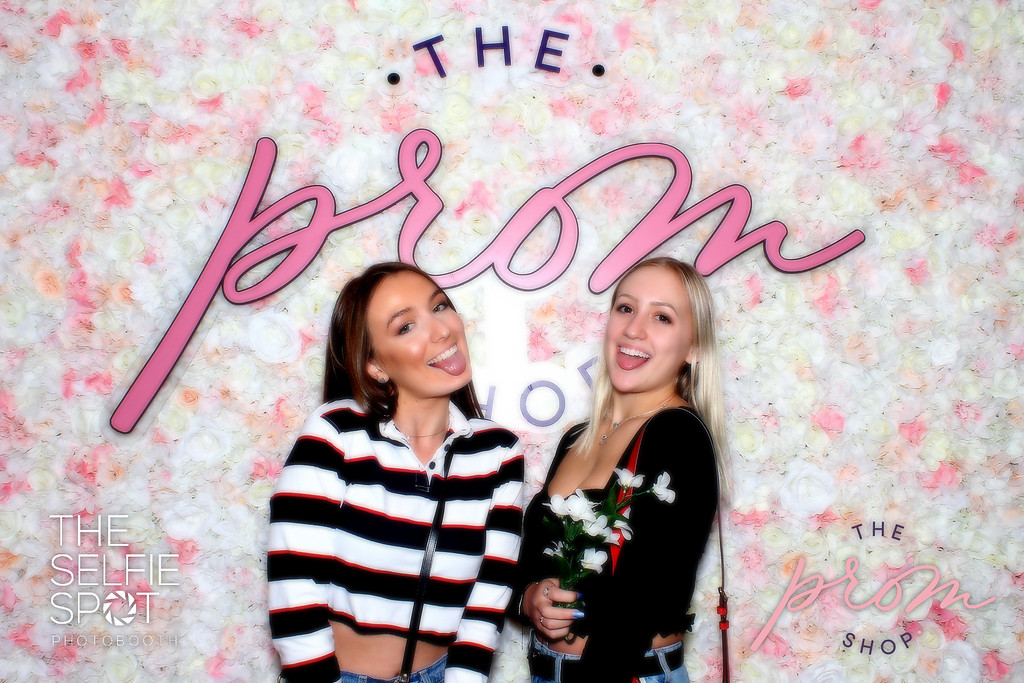 Glam filter photo booth photo